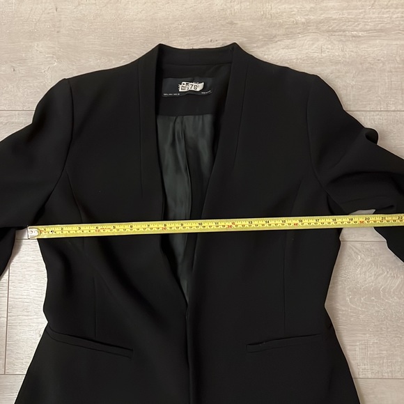 Black fully lined blazer Zara - Picture 10 of 10